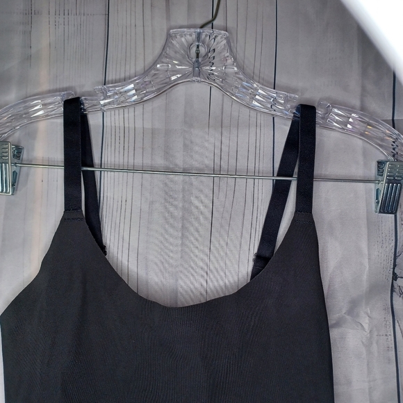 Maidenform black cami shape wear - Picture 5 of 10